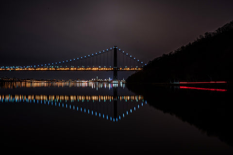 GWB has a reflection